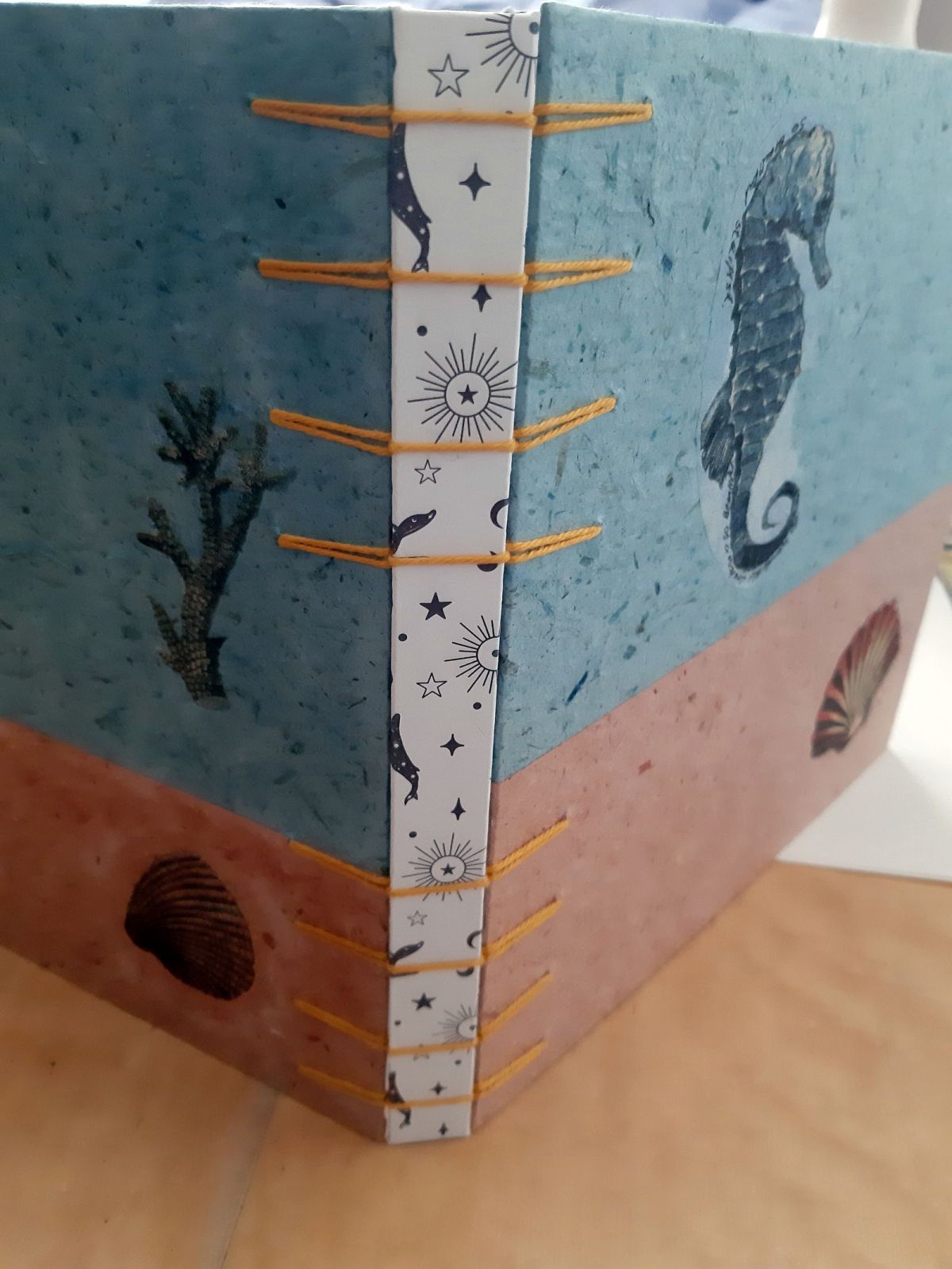 Carnet relié fait main, atelier Double-Page,&nbsp;Redu